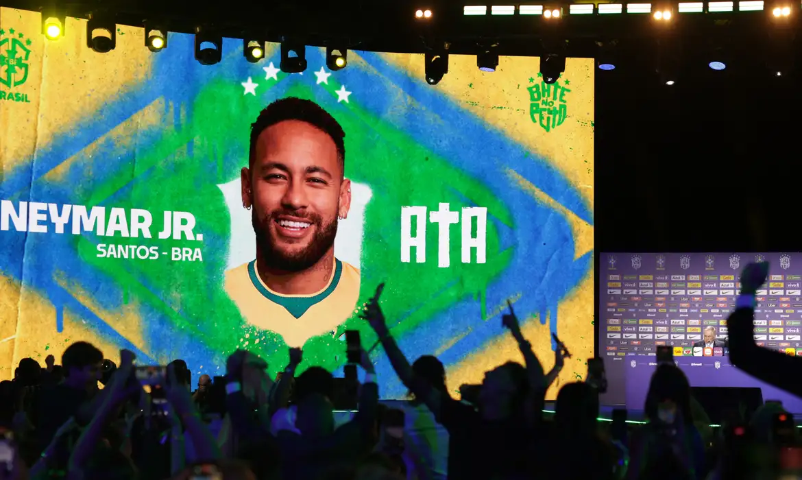 Lesão de Neymar preocupa Brasil para Copa