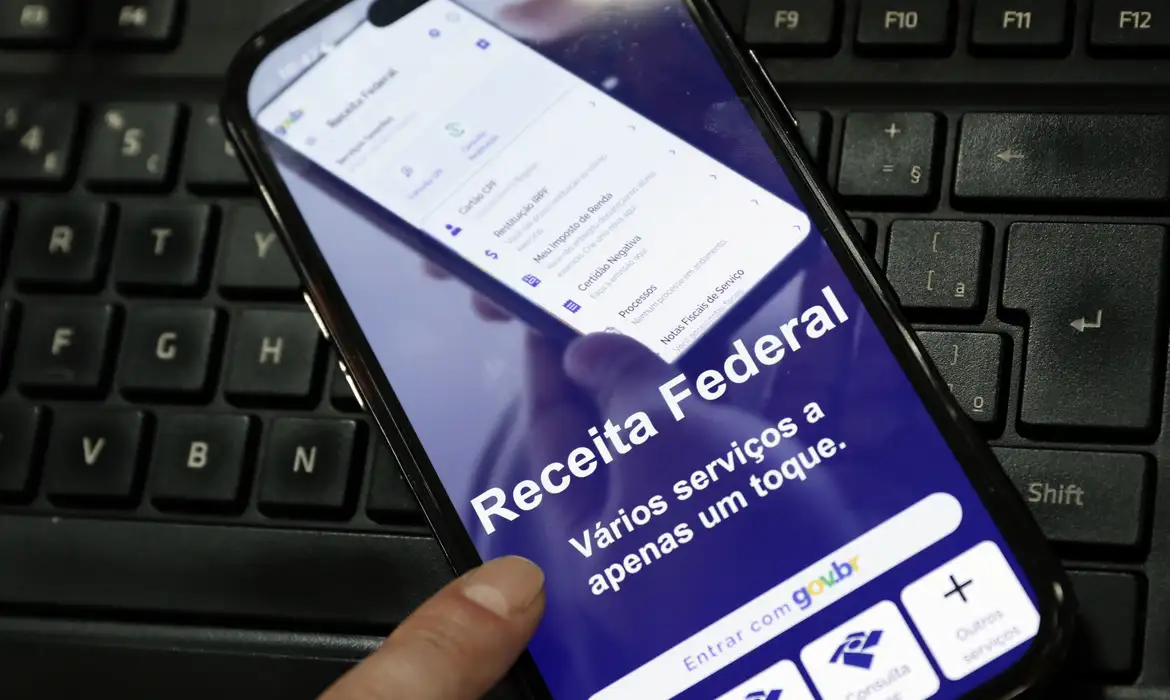 Receita libera lote histórico do IR 2026
