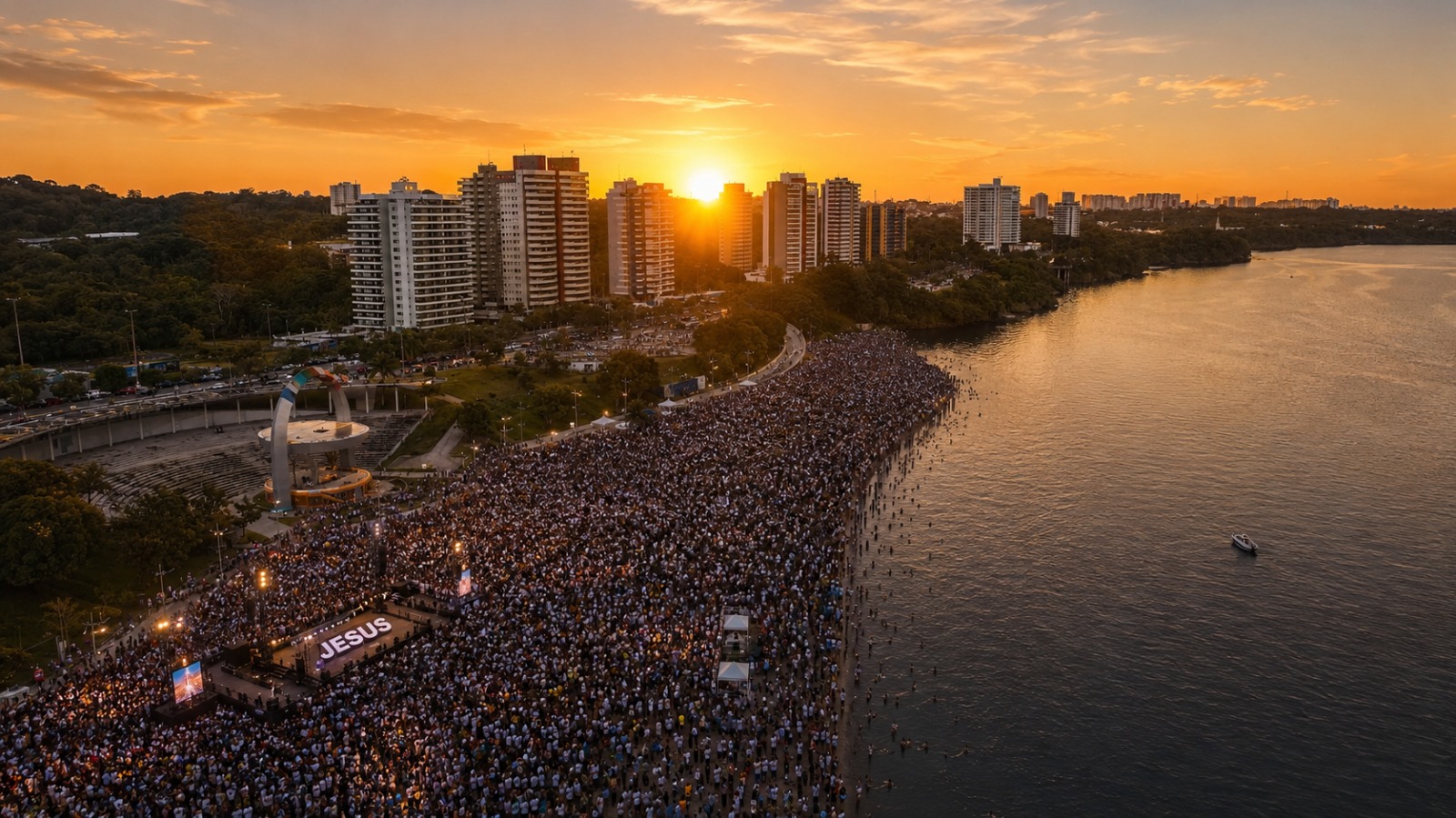 Amanhecer Manaus: evento cristão reúne milhares na Ponta Negra