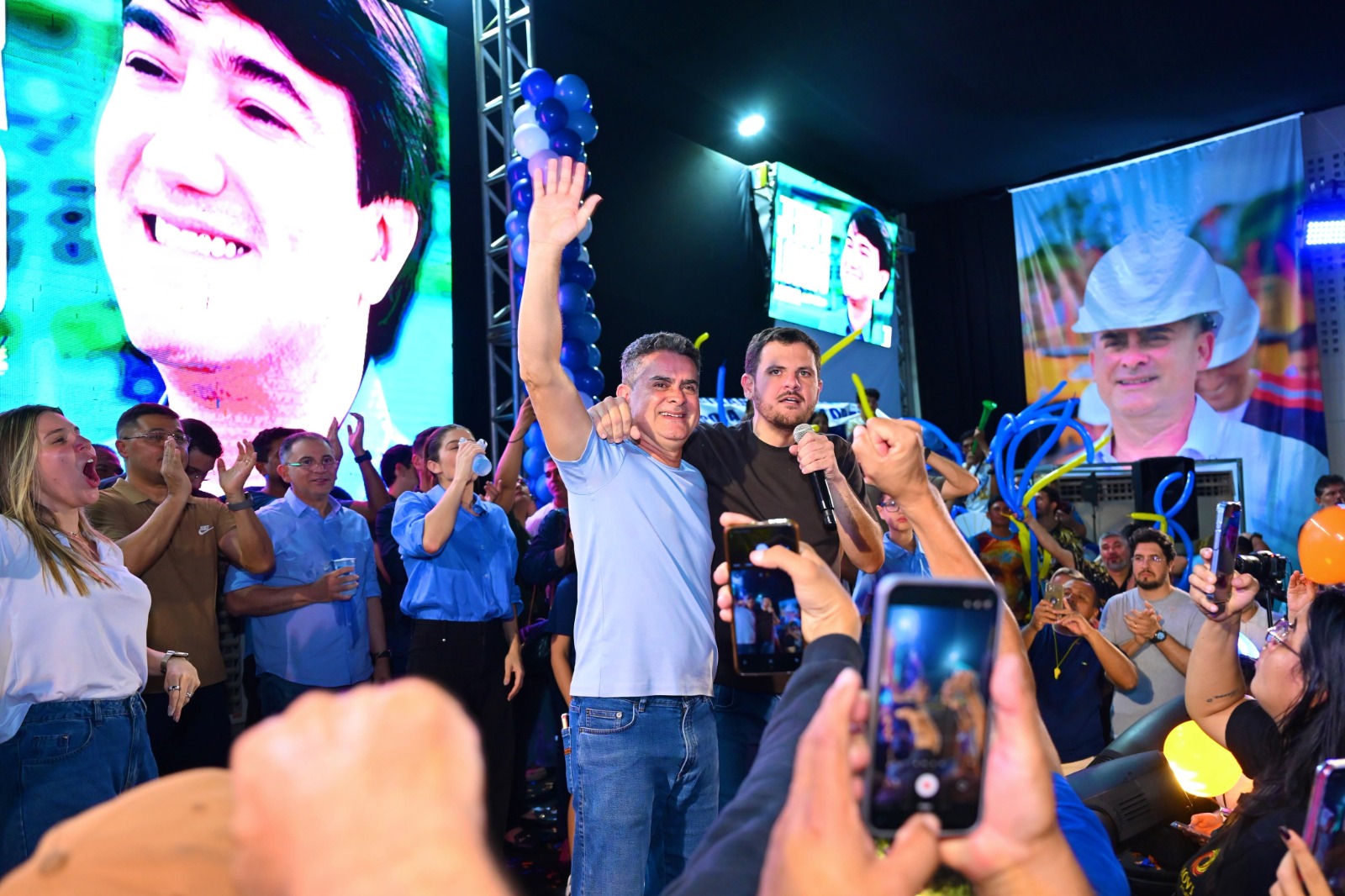 David Almeida participa de grande evento político em Manaus