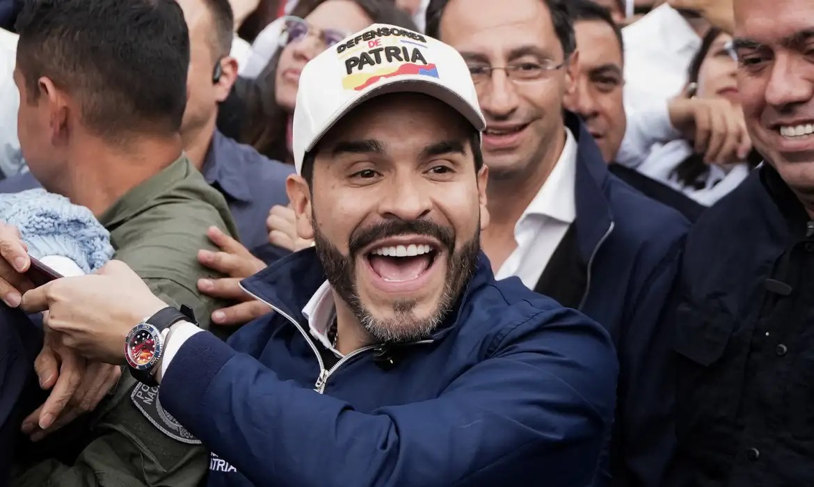 Cepeda contesta resultados e pede revisão