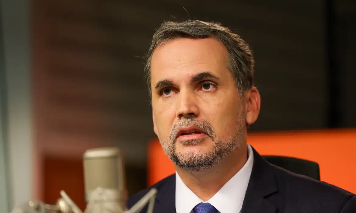 Responsabilidade fiscal orienta ajuste do governo