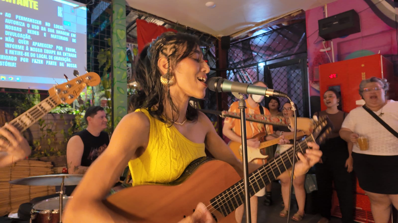 Álbum de Uma Póvoas aborda mudanças, medos e esperanças
