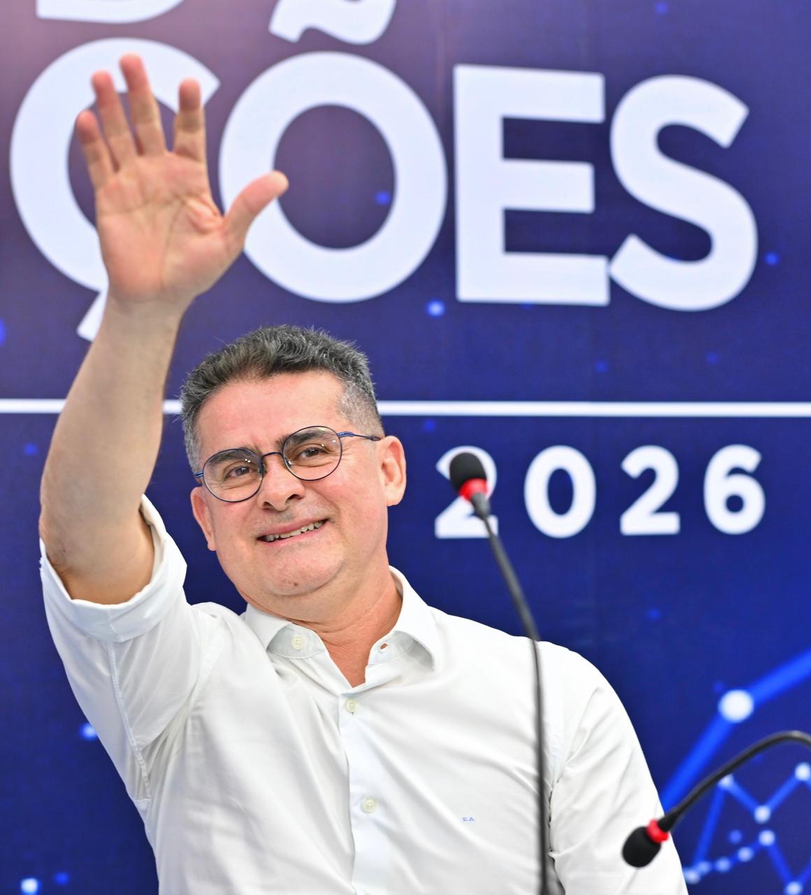 David Almeida promete Auxílio Estadual de R$ 300