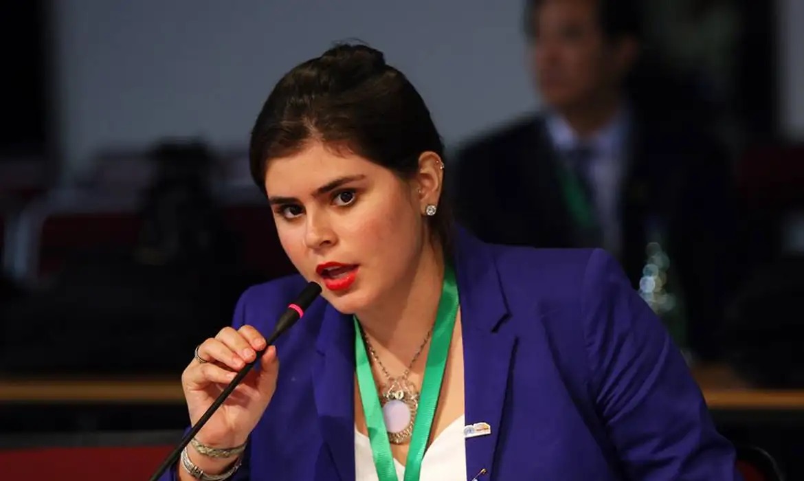 Brasileira defende mais influência dos jovens na COP17