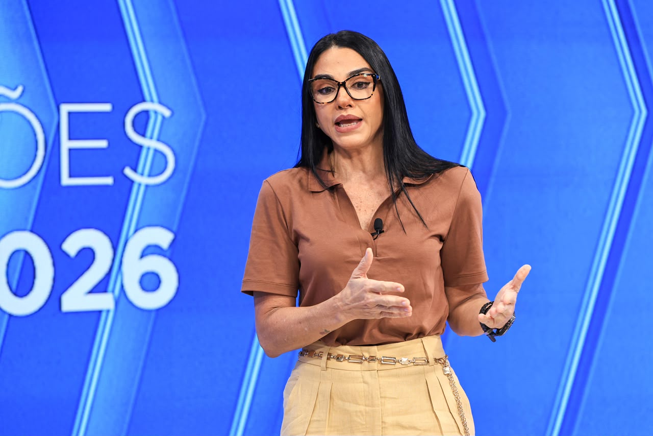 Shádia apresenta proposta para reduzir fila do Sisreg