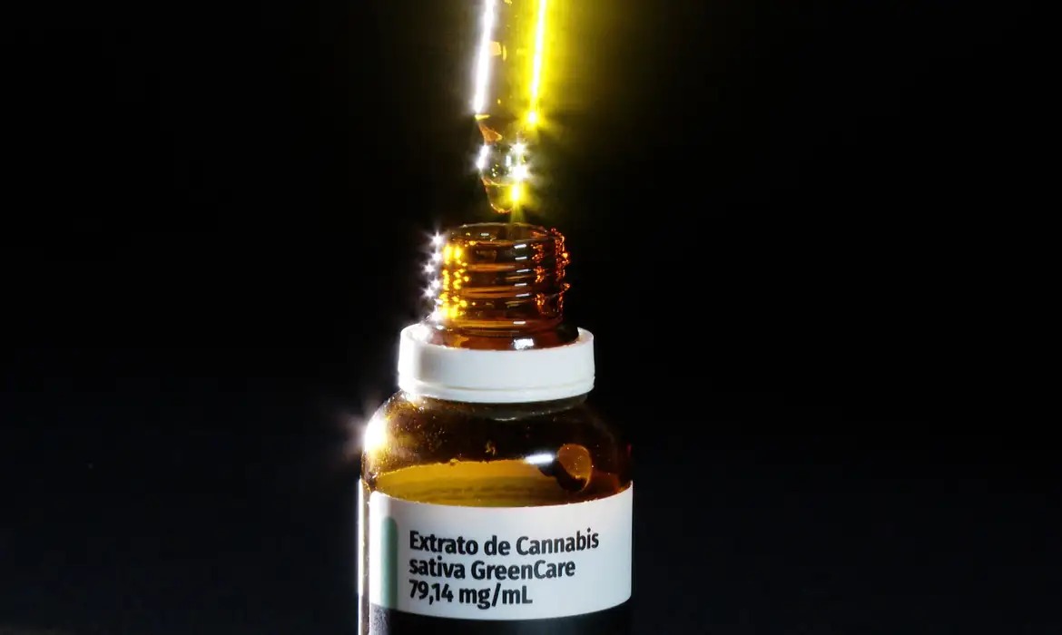 Cannabis medicinal supera 116 mil autorizações