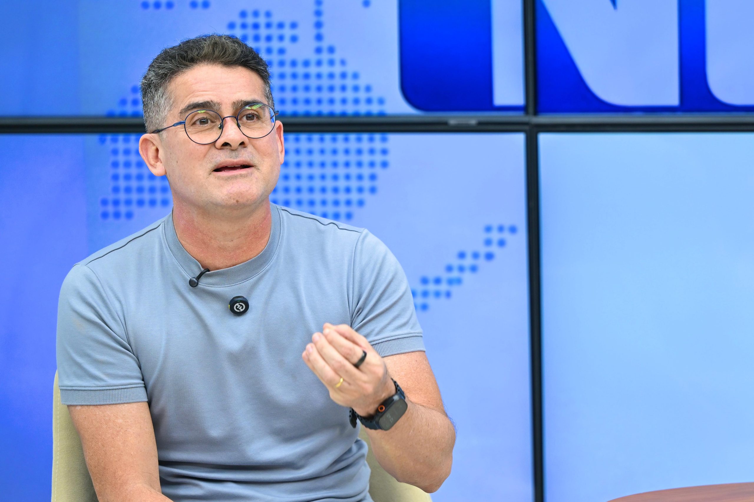 David Almeida cita indicadores do Amazonas em live