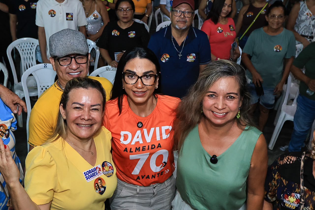 Dra. Shádia se reúne com moradores do Novo Aleixo