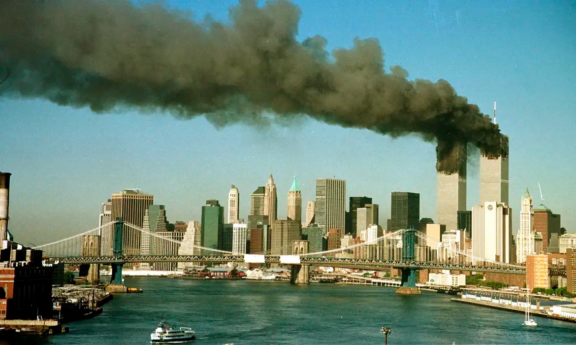 Imagens do 11 de Setembro ainda impressionam o mundo após 25 anos