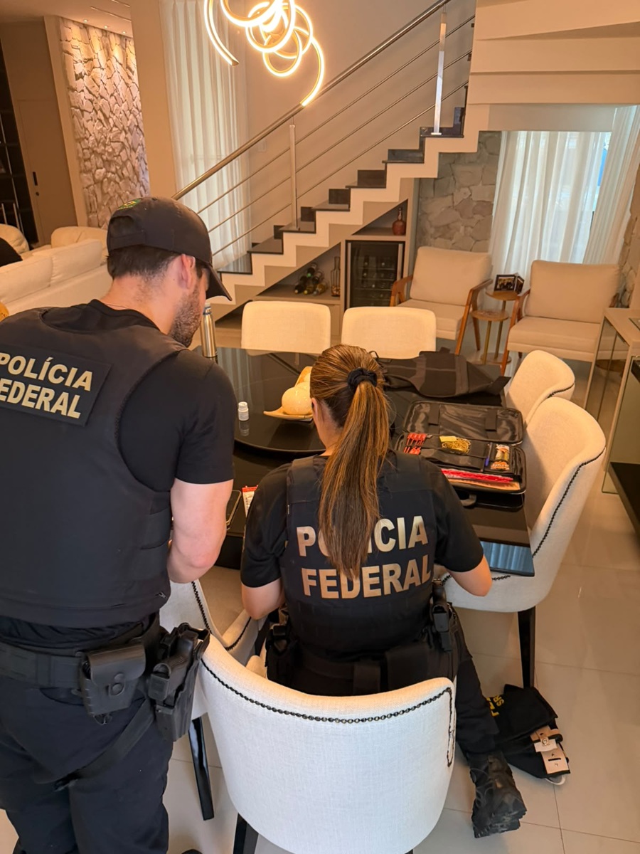 Operação da PF apura lavagem e desvio de recursos no AM