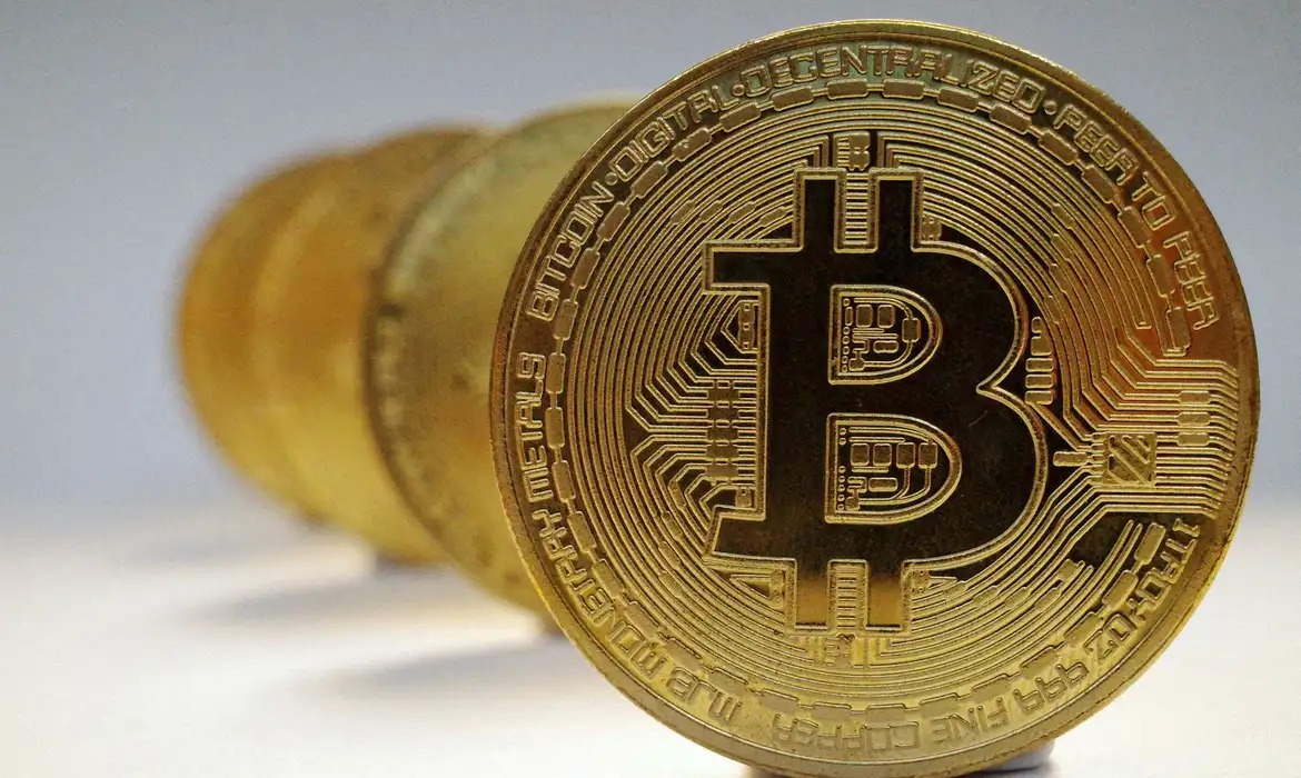 Transferências de criptomoedas entram em nova regra do BC