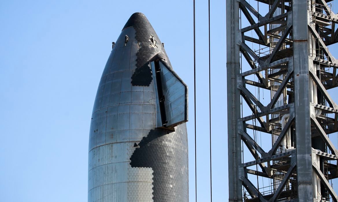 Starship mira órbita terrestre em nova missão experimental