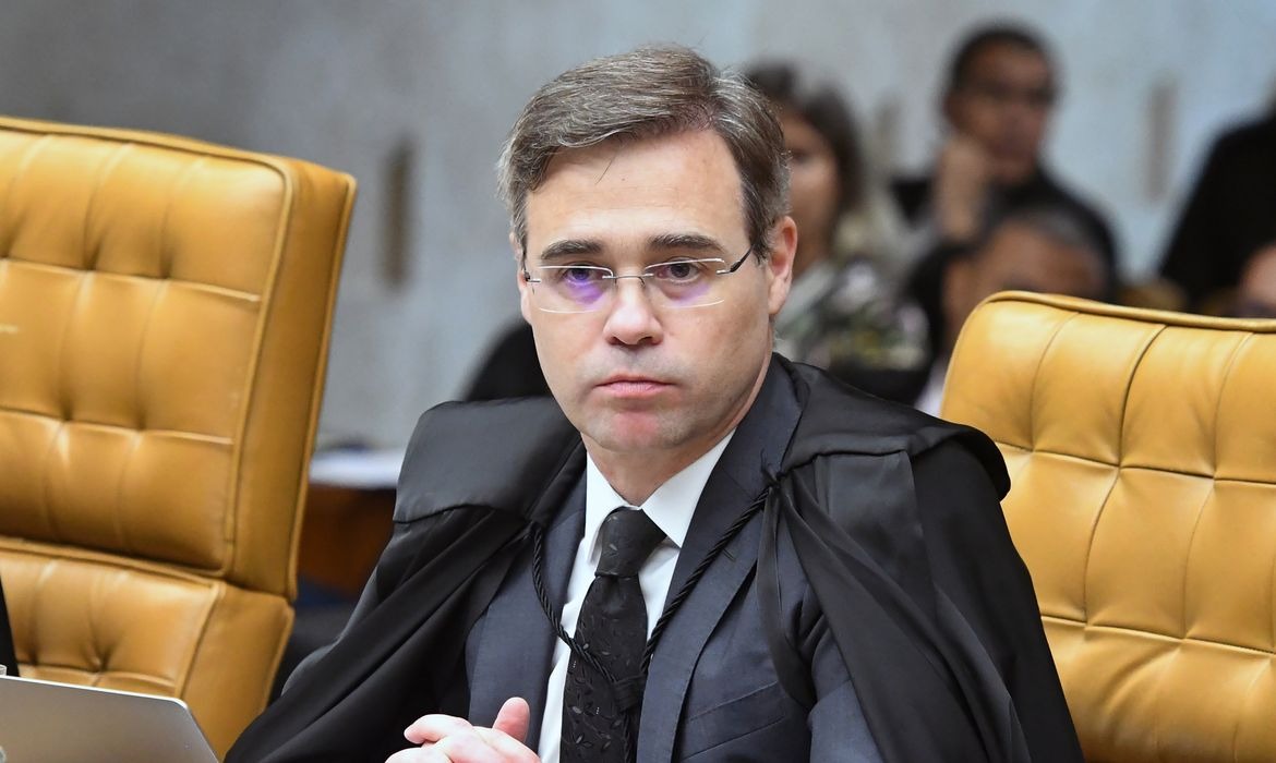 Mendonça confirma encontro com Vorcaro antes de relatar caso Master