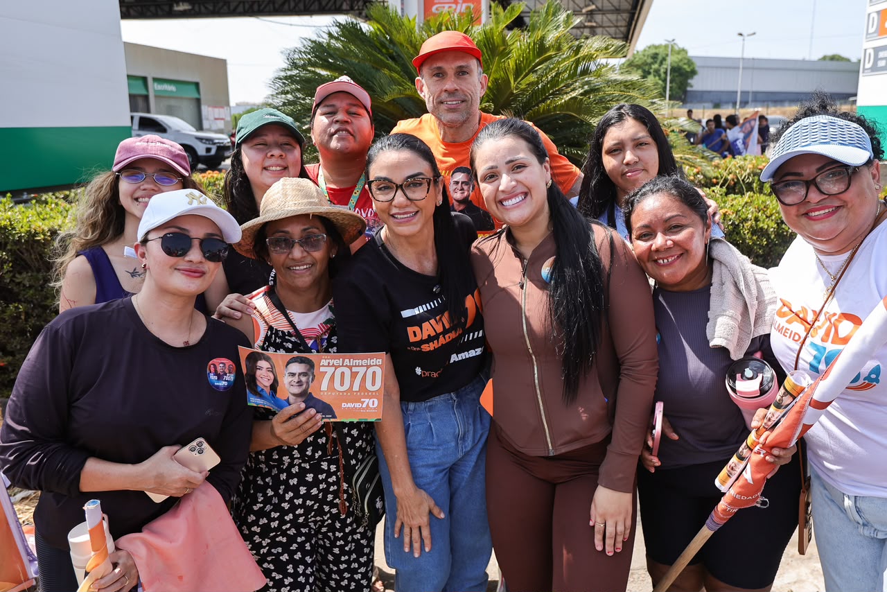 David Almeida participa de mobilização pela paz em Manaus