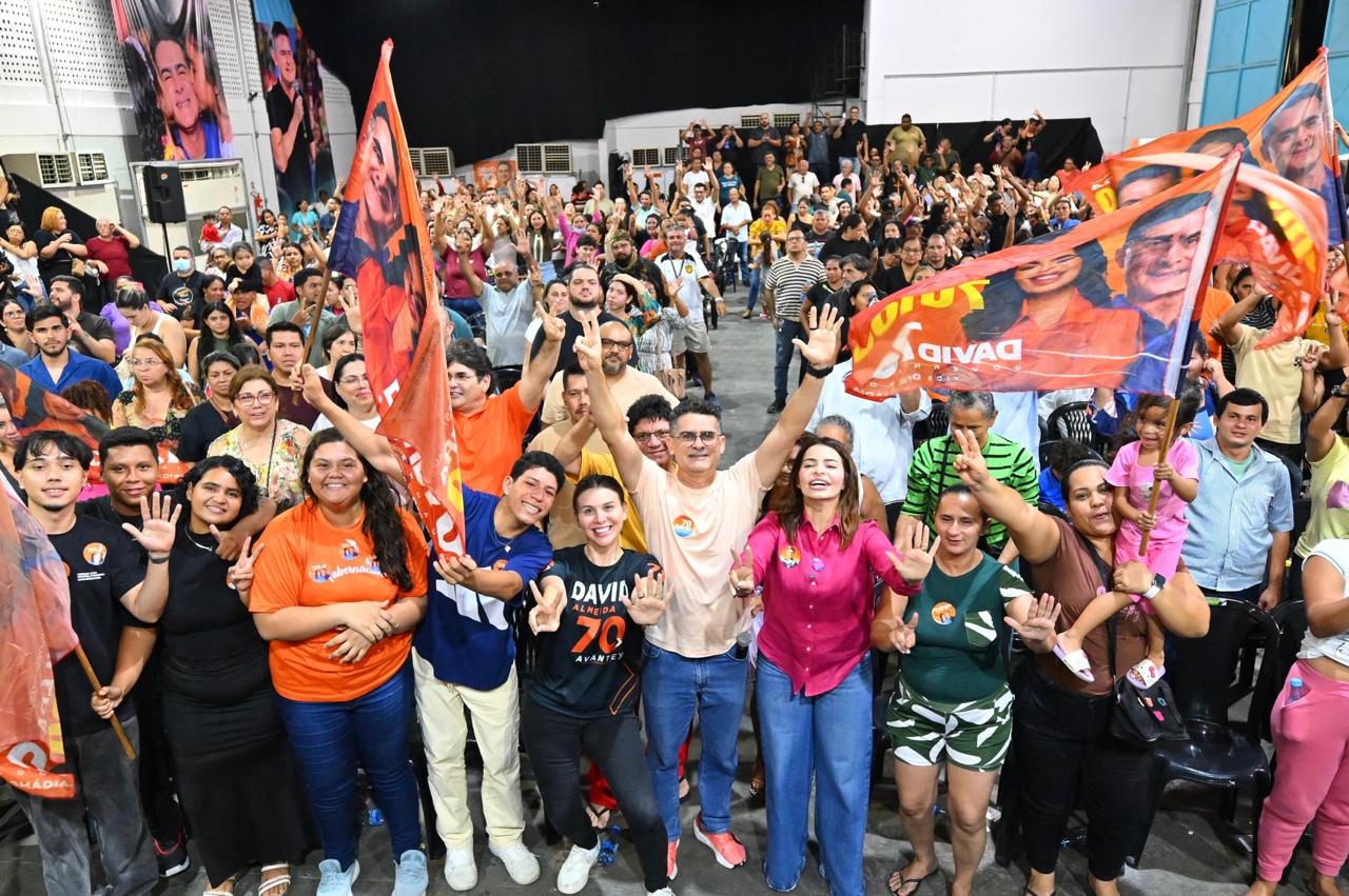Auxílio Estadual de R$ 300 é proposta de David Almeida para apoiar famílias amazonenses