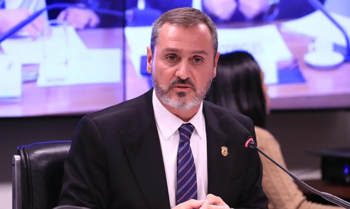 Flávio Dino, Andrei Rodrigues, questões processuais, Polícia Federal, STF, decisão